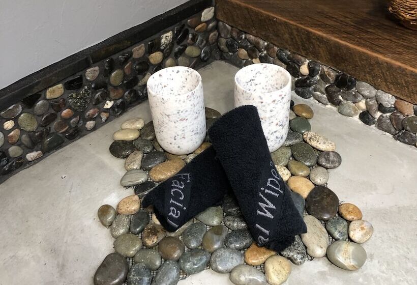 Bed and Breakfast The Whitmore Inn