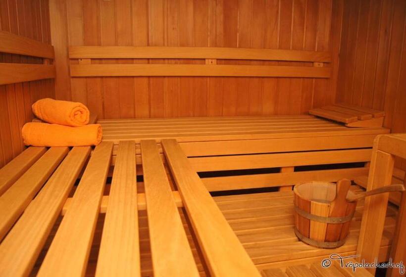 Der Tröpolacherhof Hotel & Restaurant