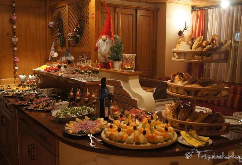 Der Tröpolacherhof Hotel & Restaurant