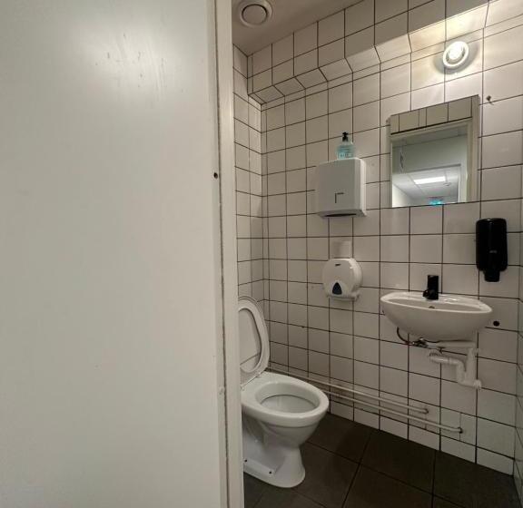 Hostel By Bromma