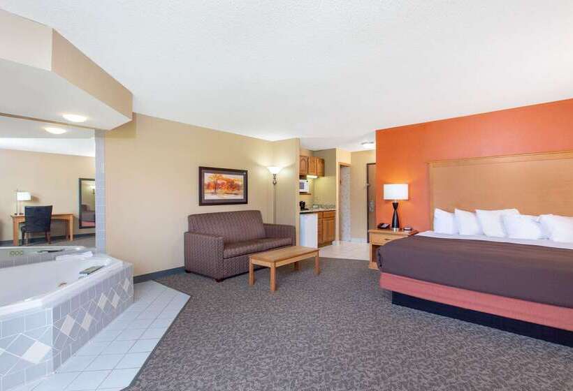 ホテル Americinn By Wyndham Boscobel