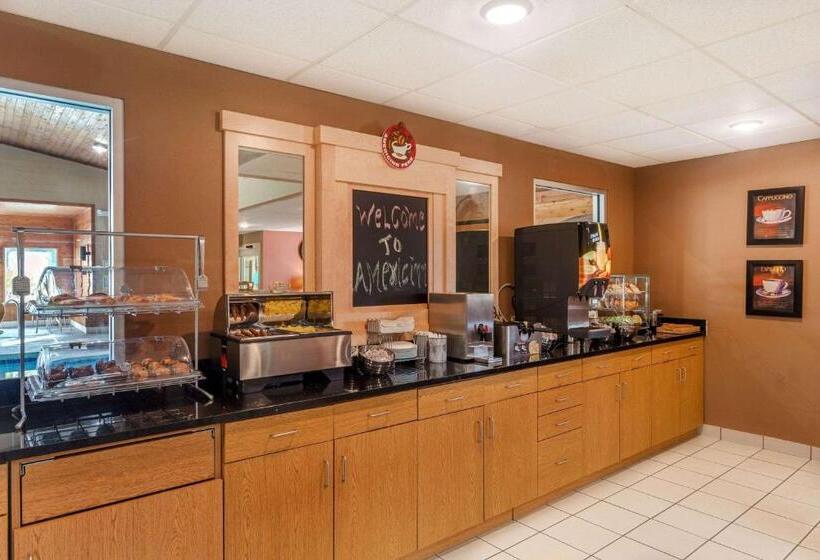 ホテル Americinn By Wyndham Boscobel