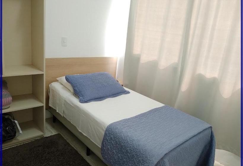 ホテル Anjos Ltda