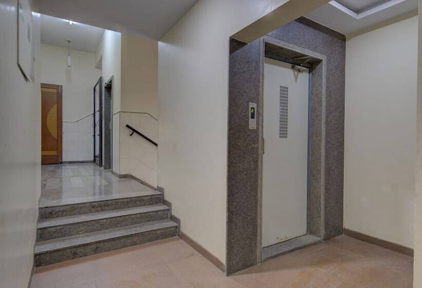 בית מלון כפרי Ashwamedh Residency