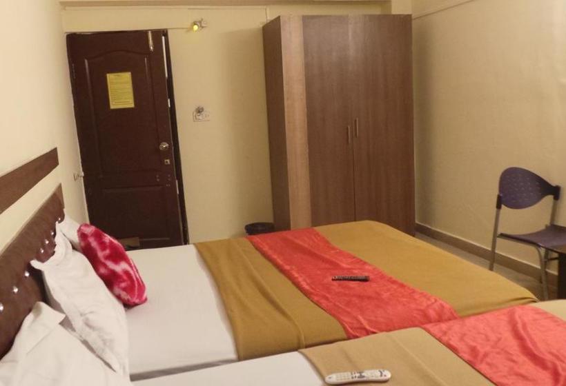 호텔 Charu Comforts