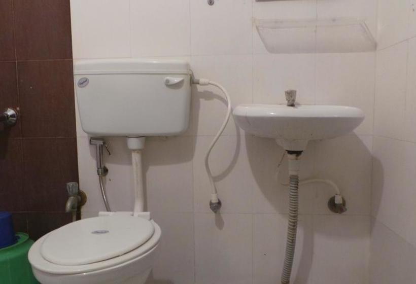 호텔 Charu Comforts