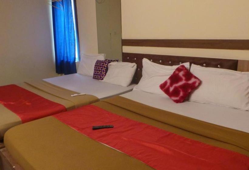 호텔 Charu Comforts