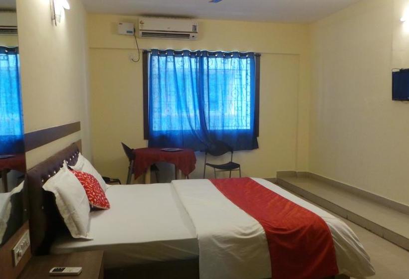 호텔 Charu Comforts