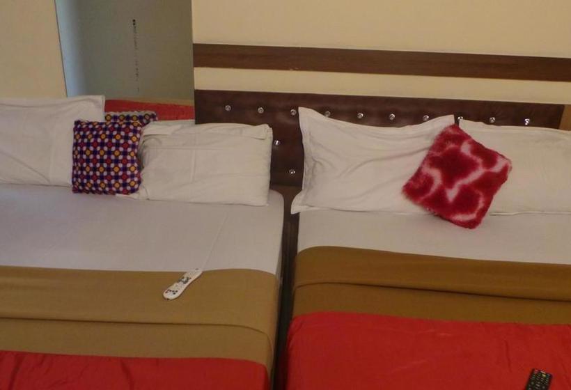 호텔 Charu Comforts