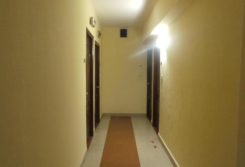 호텔 Charu Comforts