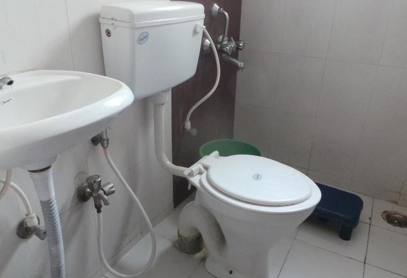 호텔 Charu Comforts