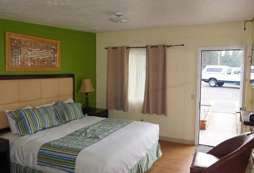 فندق Eagle Crater Lake Inn