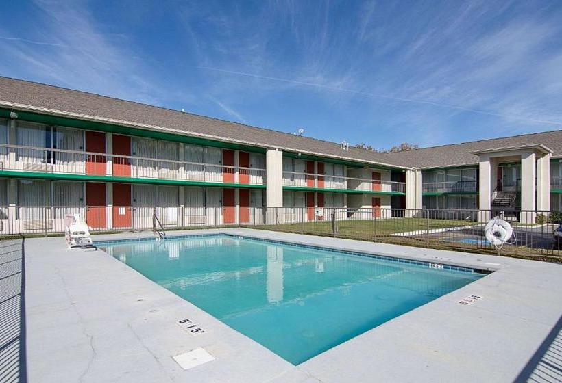 فندق Econo Lodge