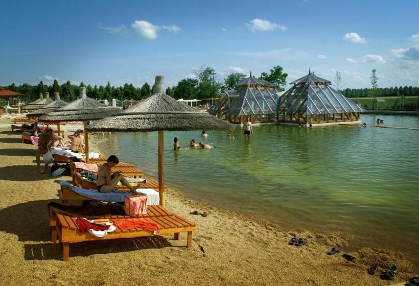 فندق Egri Korona Borház és Wellness