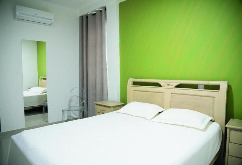 בית מלון כפרי Emerawaa