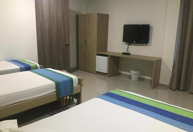 בית מלון כפרי Emerawaa