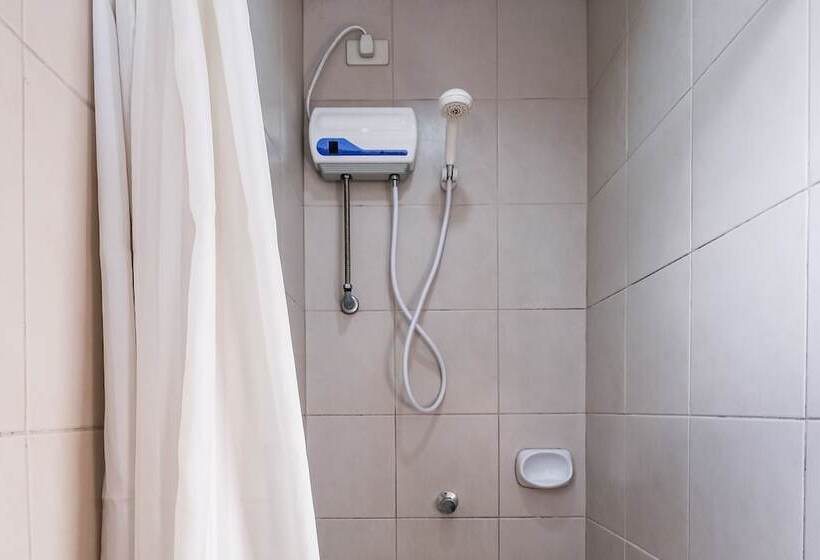 هتل Governor Forbes Inn   Manila City Center