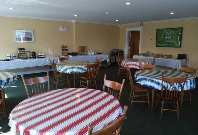 Grenfell Heritage Hotel & Suites