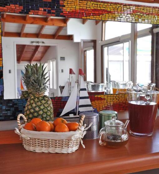 Hotel Kai Bed And Breakfast