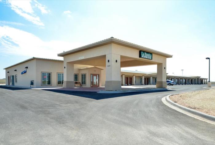 فندق La Bonita Inn & Suites   Crane