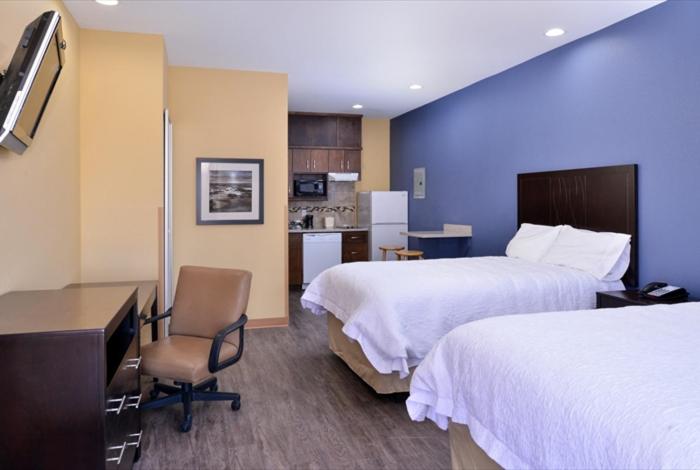 فندق La Bonita Inn & Suites   Crane