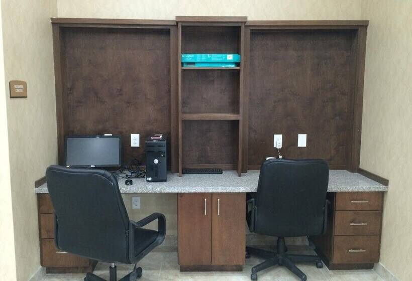 فندق La Bonita Inn & Suites   Crane