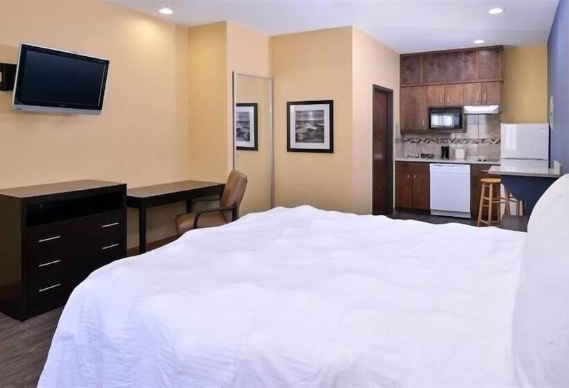 فندق La Bonita Inn & Suites   Crane