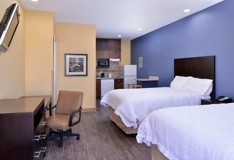 فندق La Bonita Inn & Suites   Crane