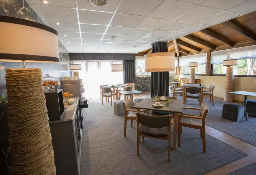 فندق La Casona De Llerices