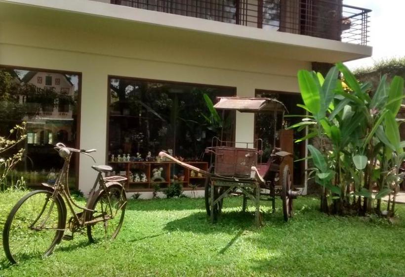 ホテル The La Oma Cafe &