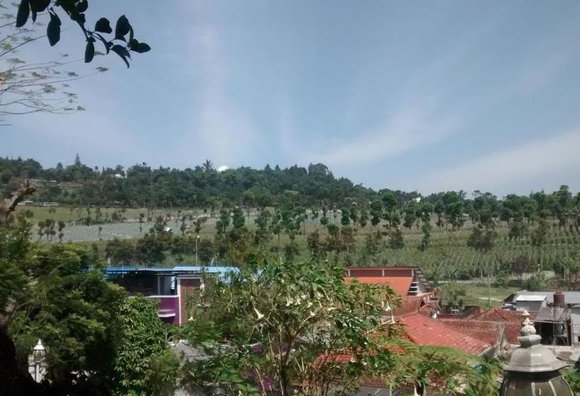 ホテル The La Oma Cafe &