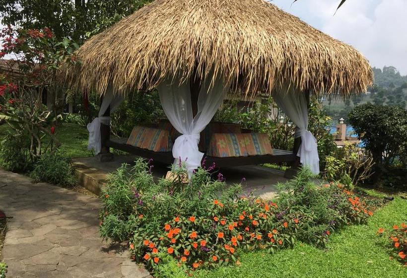 호텔 The La Oma Cafe &