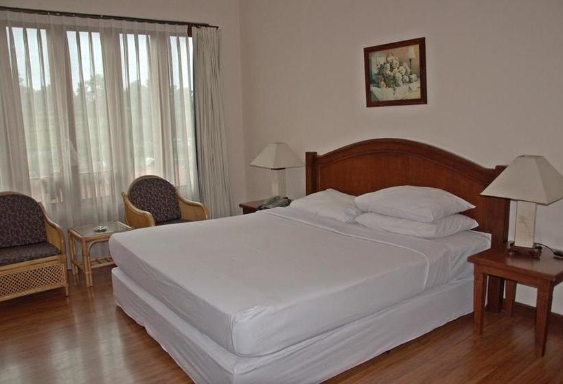 호텔 The La Oma Cafe &