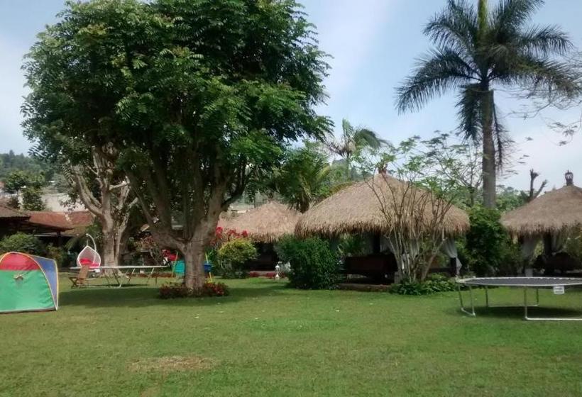 호텔 The La Oma Cafe &