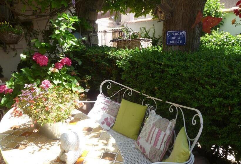 בית מלון כפרי Le Méditérranée