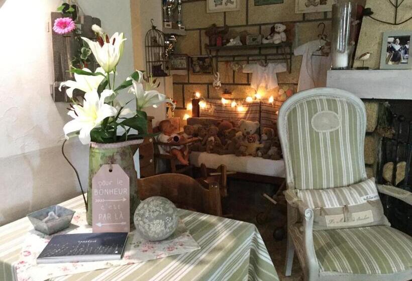 בית מלון כפרי Le Méditérranée