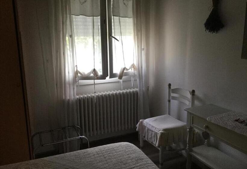 בית מלון כפרי Le Méditérranée