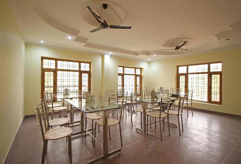 Hotel Oyo Rooms June Estate Bhimtal