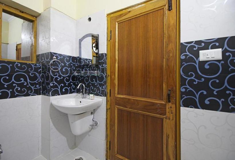 Hotel Oyo Rooms June Estate Bhimtal