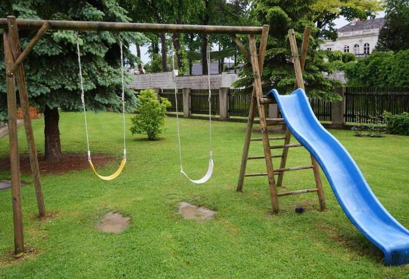 בית מלון כפרי Restaurant Stöckl