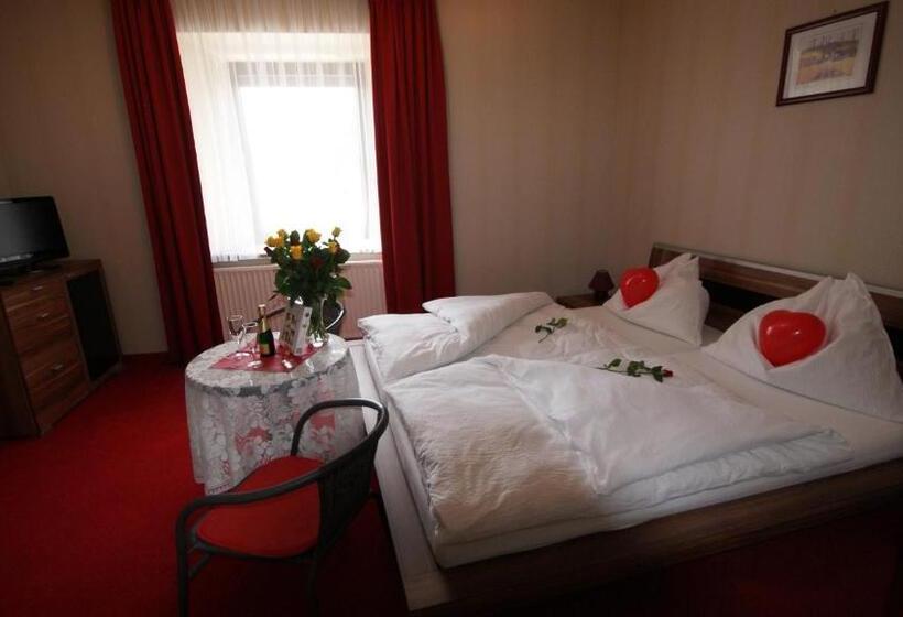 בית מלון כפרי Restaurant Stöckl