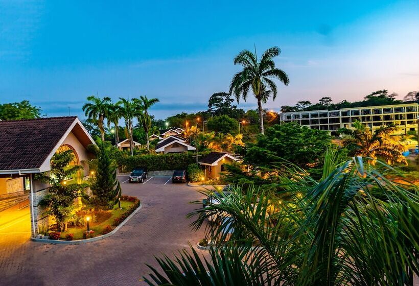 בית מלון כפרי Ridge Royal