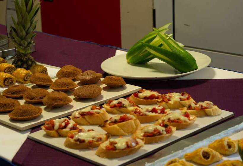 בית מלון כפרי Ridge Royal