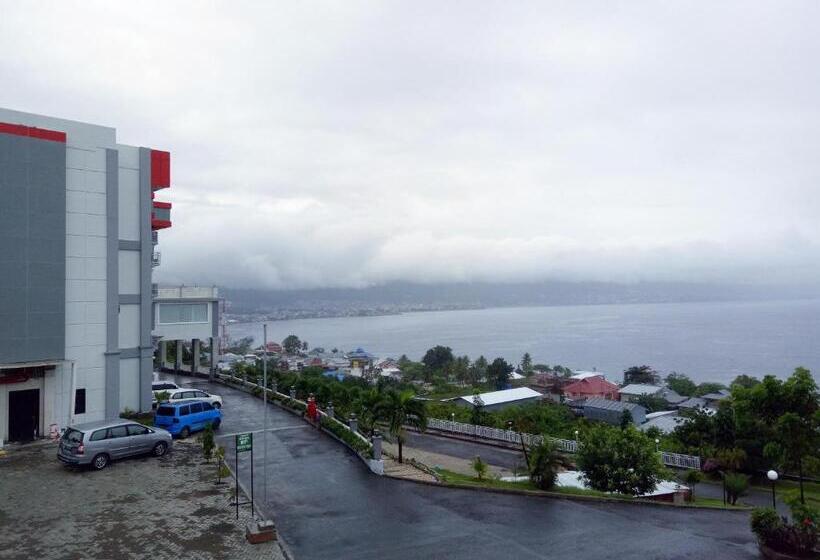فندق Santika Luwuk  Sulawesi Tengah