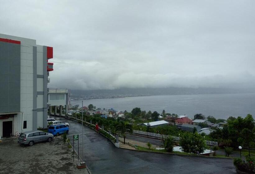 فندق Santika Luwuk  Sulawesi Tengah