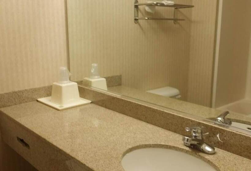 Отель Scotland Neck Inn