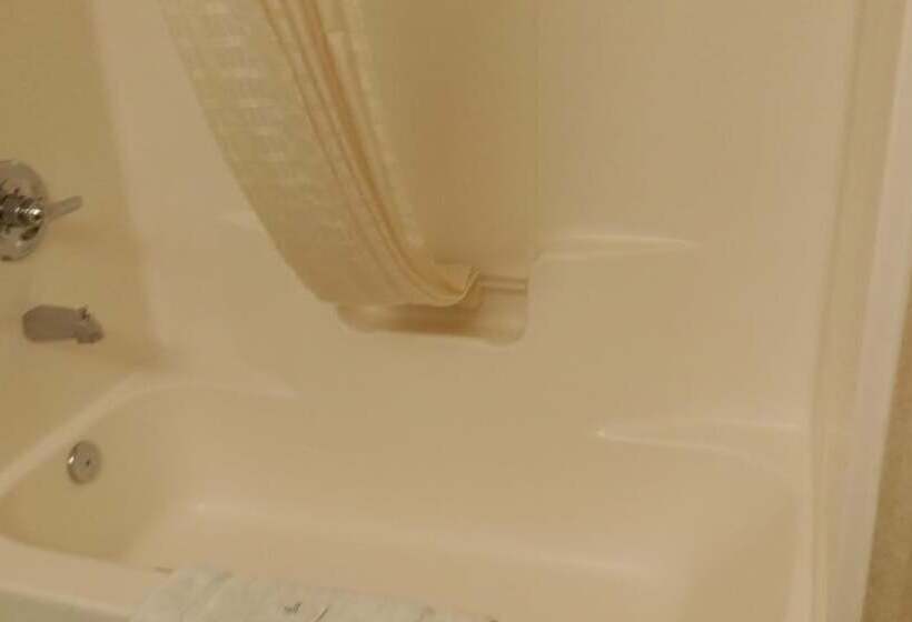 Отель Scotland Neck Inn