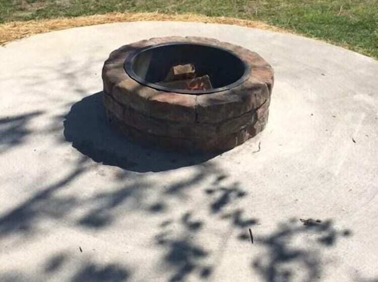 בית מלון כפרי Timber Pointe Resort