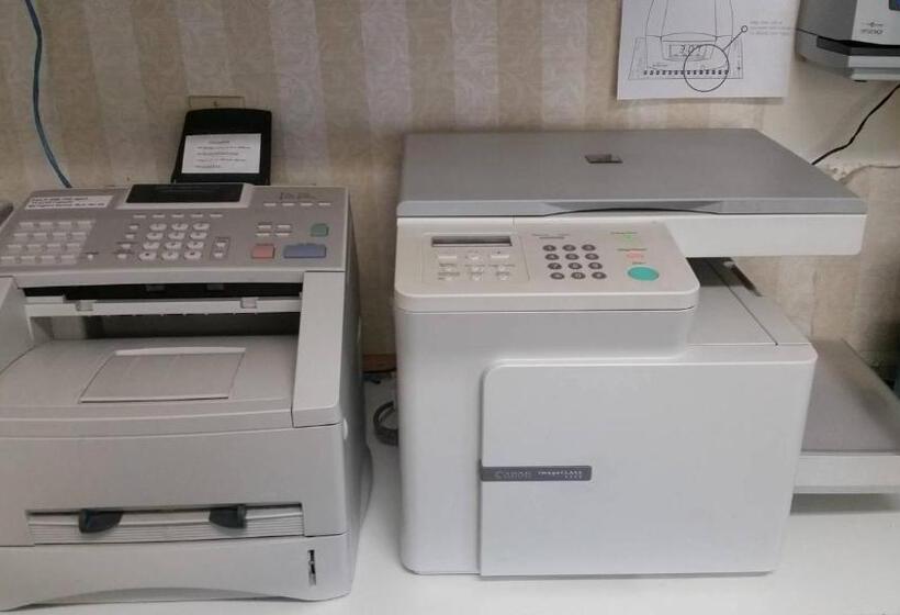 فندق على الطريق Attleboro Motor Inn