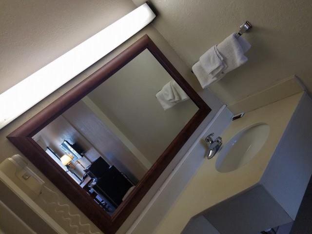 فندق على الطريق Attleboro Motor Inn